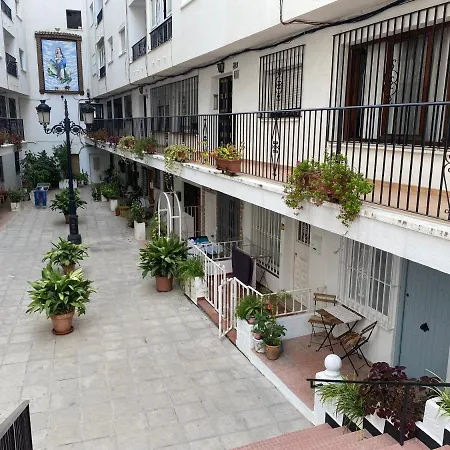 Encantador Estudio En Apartman Marbella